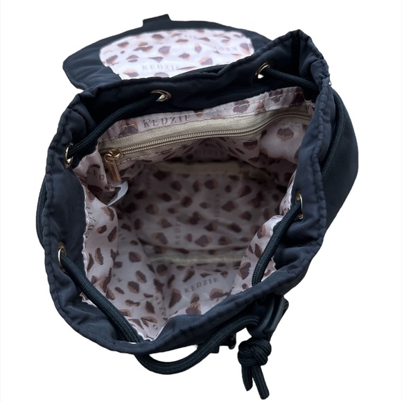 KEDZIE Mali Convertible Backpack Sling Crossbody Bag with Buckle Clip - Picture 3 of 4